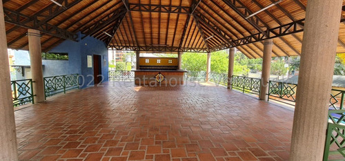 Imagen 26 de 30 de Renta House Carabobo Vende Apto. Urb. La Granja Mls #22-16232 Rah/jcg. Juan Carlos González.