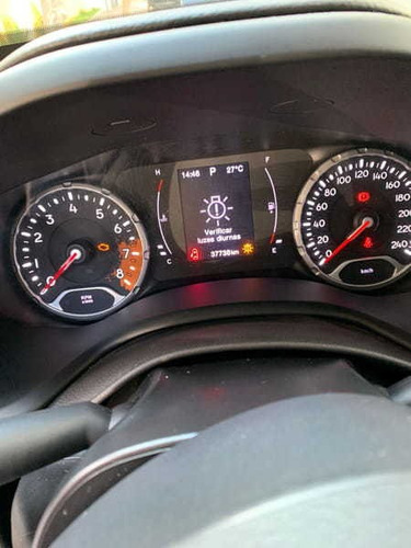 Imagem 5 de 15 de Jeep Renegade 1.8 Automatico 2020