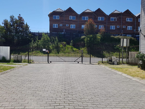 En Venta, A Dos Cuadras De Costanera, Puerto Varas