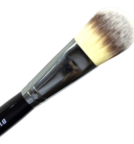 Imagem 4 de 10 de Pincel Profissional Para Base Linha Black B103 Macrilan
