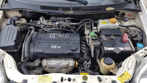 Imagen 5 de 7 de Chevrolet Aveo Lt