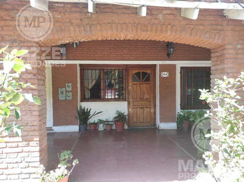 Imagen 2 de 7 de Local Y Departamento En El Trébol