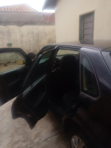 Volkswagen Gol 1.0 8v 4p Alcool