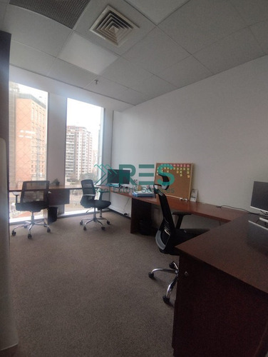 Oficina En Arriendo En Las Condes