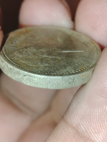 Un Pound Con Error De Imprecion 1983 Elizabeth 2da (Usado)