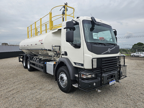 Caminhão Volvo Vm290 6x4 Pipa Gascom 20.000l 2024