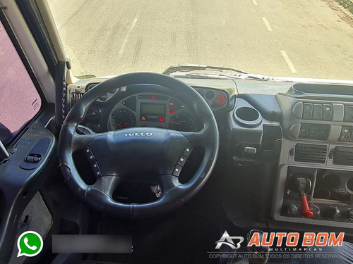 Imagem 15 de 25 de Iveco Stralis 380