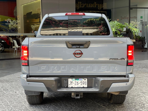 Nissan Frontier 3.8 V6 Pro-4X 4Wd At