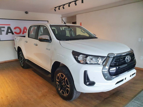 Toyota Hilux 2.8 Tdi Srv Cab. Dupla 4X4 Aut. 4P