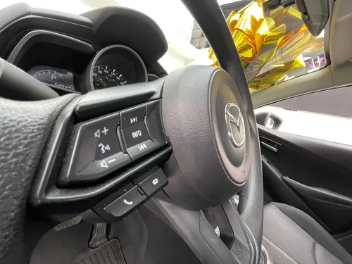 Mazda Mazda 2 1.5 i sedan aut a/ac