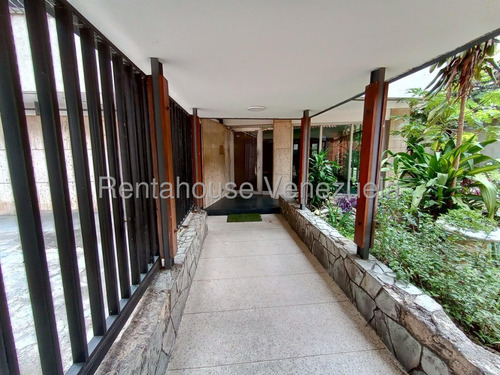 25-23520 Amplio Apartamento En Venta En El Paraíso