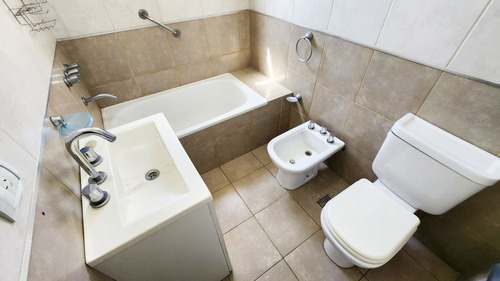 Casa 3 Ambientes En Venta En Monte Grande