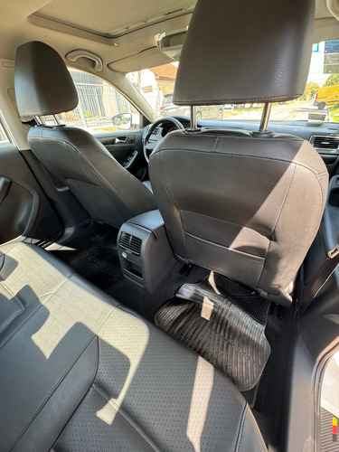 Volkswagen Vento 2.0 Luxury I 140cv