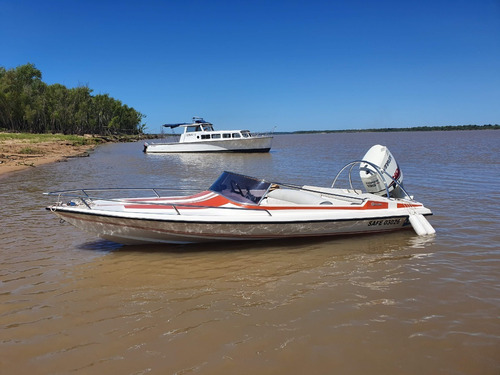 Imagen 8 de 9 de Lancha Monza Motor Evinrude 135 Ho V6 Etec 90 Horas De Uso