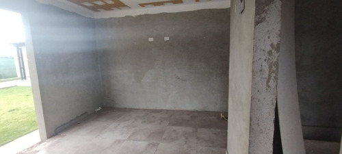 Casa En Venta Con Pileta Vistalba Lujan De Cuyo
