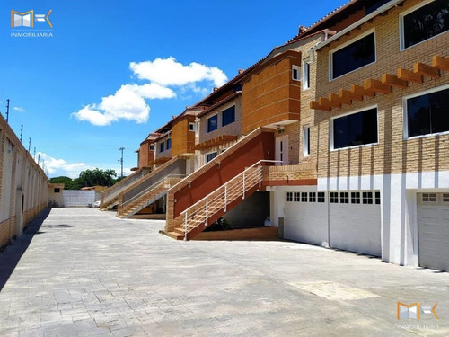 Imagen 1 de 15 de Mk Inmobiliaria Vende A Estrenar Moderno Town House En Catarrana, Maracay / 04126968207