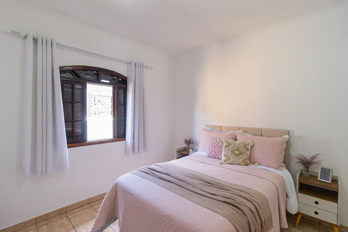 Casa Para Venda Com 3 Quartos 3 Banheiros Sendo 1 Suite