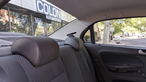 Imagen 8 de 25 de Volkswagen Voyage 2014 Unica Mano