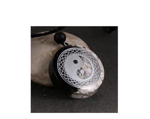 Imagen 2 de 10 de Collar Con Colgante Ying Y Yang