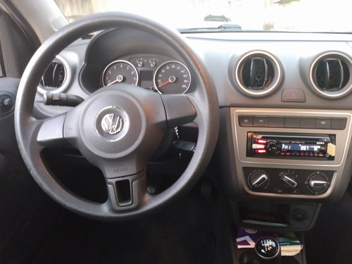 Volkswagen Voyage 2013 1.0 Vht Total Flex 4p