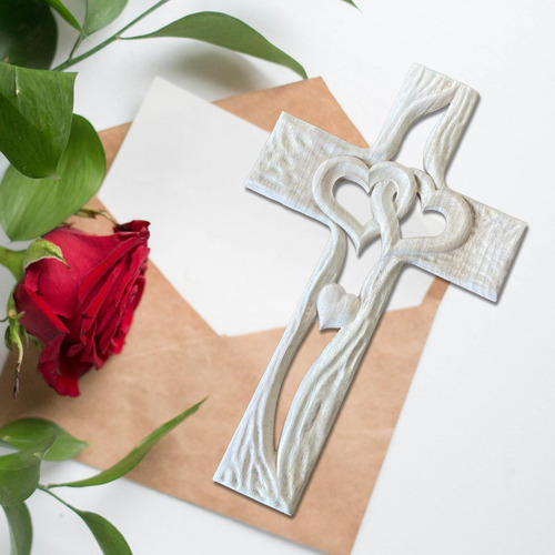 Crucifijo De Cruz De Madera Tallada Con Corazones Estándar