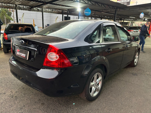 Ford Focus Sedan GL 1.6 16V (Flex)