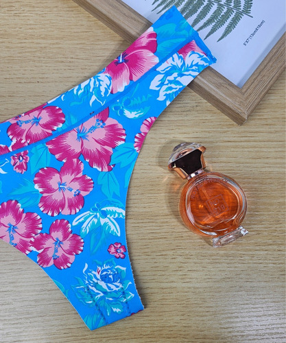 Calzones Tipo Bikini, Con Estampado Floral 3 Pzs.