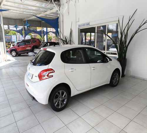 Peugeot 208 1.5 ACTIVE 8V FLEX 4P MANUAL
