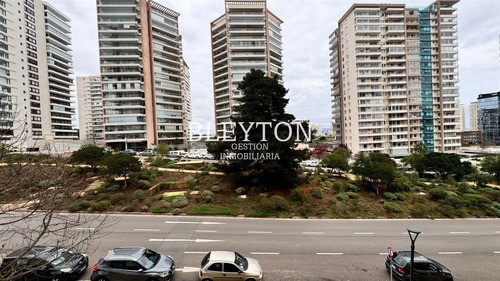 Departamento En Venta De 3 Dormitorios En Concón