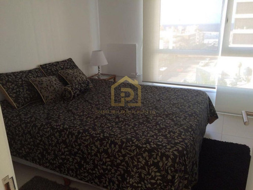 Imagen 7 de 14 de Apartamento De 1 Dormitorio En Peninsula +alquiler Invernal +vista Al Mar Desde El Dormitorio