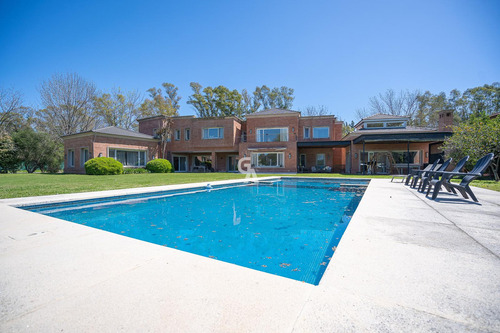 Casa En Venta En Mayling C.c Al Golf