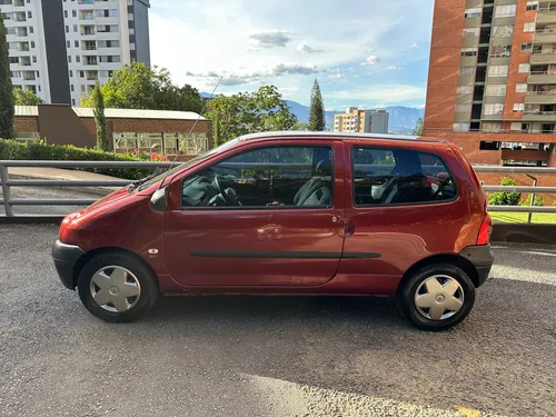 Vehículo En Excelentes Condiciones Mecánicas Y Estéticas,