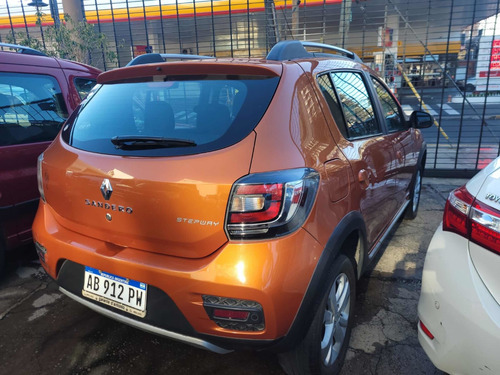 Imagen 6 de 15 de Renault Sandero Stepway 1.6dynamique C/gnc Anticipo Y Cuotas