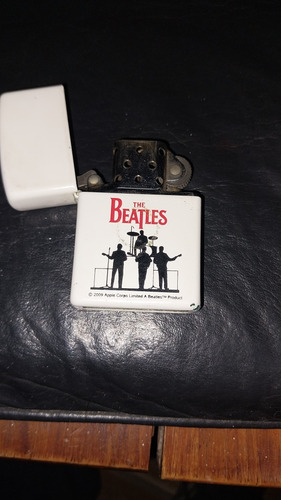 Encendedor Zippo The Beatles Silhouette White 24060 (Usado)