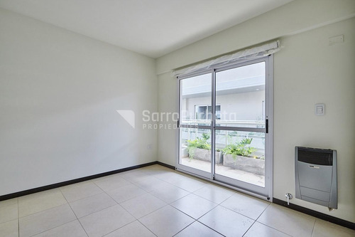 Venta Departamento De 2 Ambientes En Moron Sur