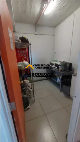 Arriendo Bodega De 984m2 C/oficina En Indepndencia