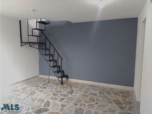 En Venta Casa De Dos Niveles En Guayabal(mls#249287)