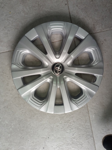 Tapón Copa Polvera De Prius O Corolla R15 (Usado)