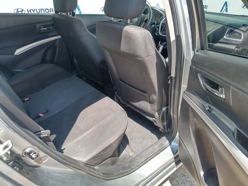 Imagen 11 de 14 de Suzuki S-cross 2018 1.6 Glx At