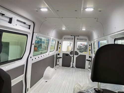 Imagen 11 de 14 de Volkswagen Crafter Pasajeros Automatica Tip, 2021 4.9l.