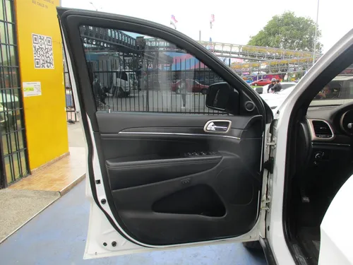 Jeep Grand Cherokee Limited 4x4 3600cc At Aa
