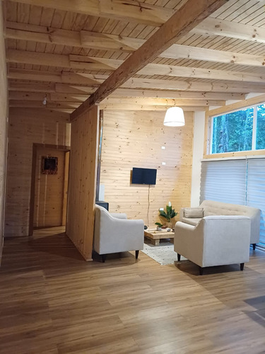 Hermosa Casa En Venta, Ubicada En Ensenada