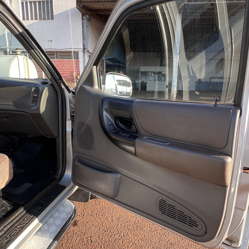 Ford Ranger 2.8 Xlt Cab. Dupla 4x4 4p