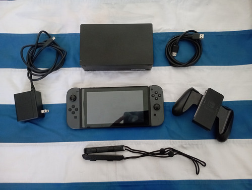 Vendo Nintendo Switch Destrabada Con 256gb Usada