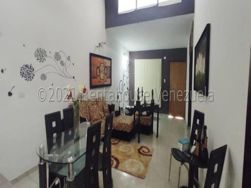 Imagen 15 de 30 de Casas En Venta El Amanecer Cabudare 22-663 /m