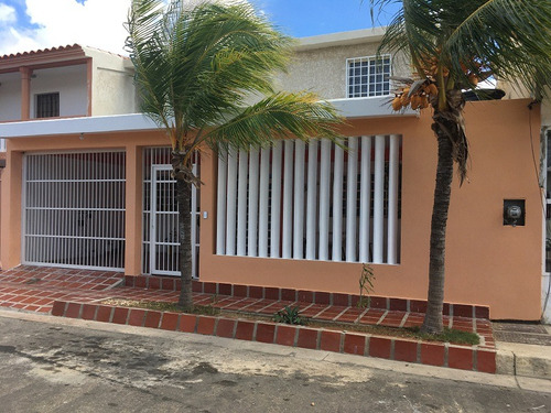 Casa En Judibana, Urb Terrezas De Amuay Falcon   Plc-1019