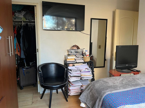 2 Dorm. 2 Baños. Estacionamiento Y Bodega En Las Condes