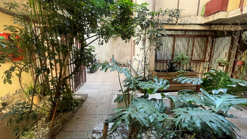 Vende Departamento Amoblado Barrio Yungay 3 Dormitorios