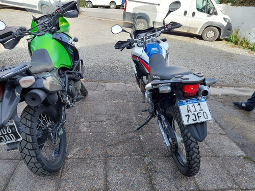 Imagen 6 de 7 de 055-honda 300 Rally