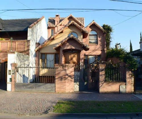 Casa En Venta En Ramos Mejía Sur